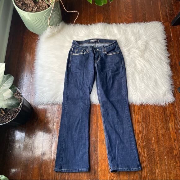 Levi’s Jeans 529 Curvy Bootcut Dark Wash - Picture 4 of 9